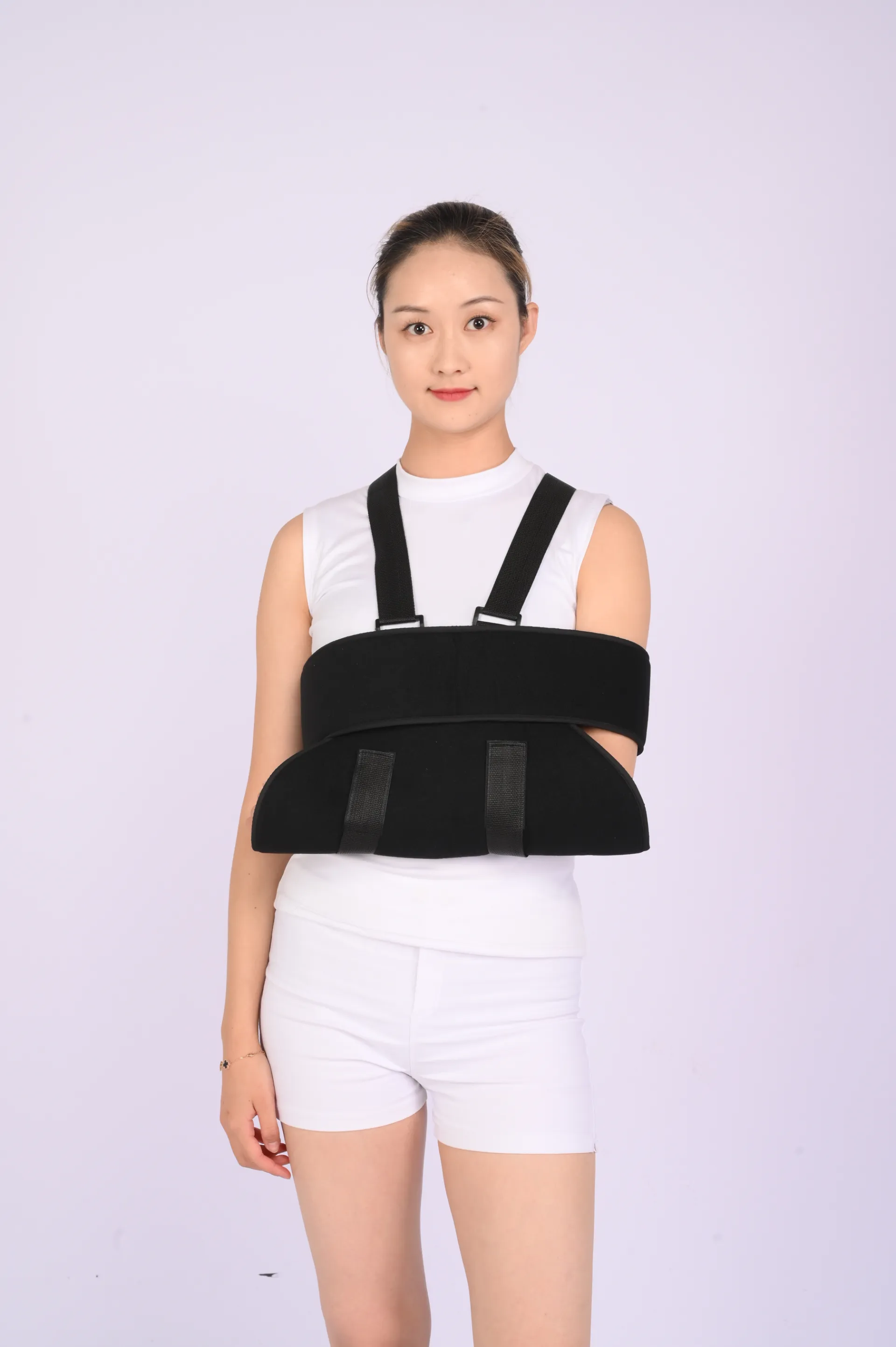 applying a sling in the arm
